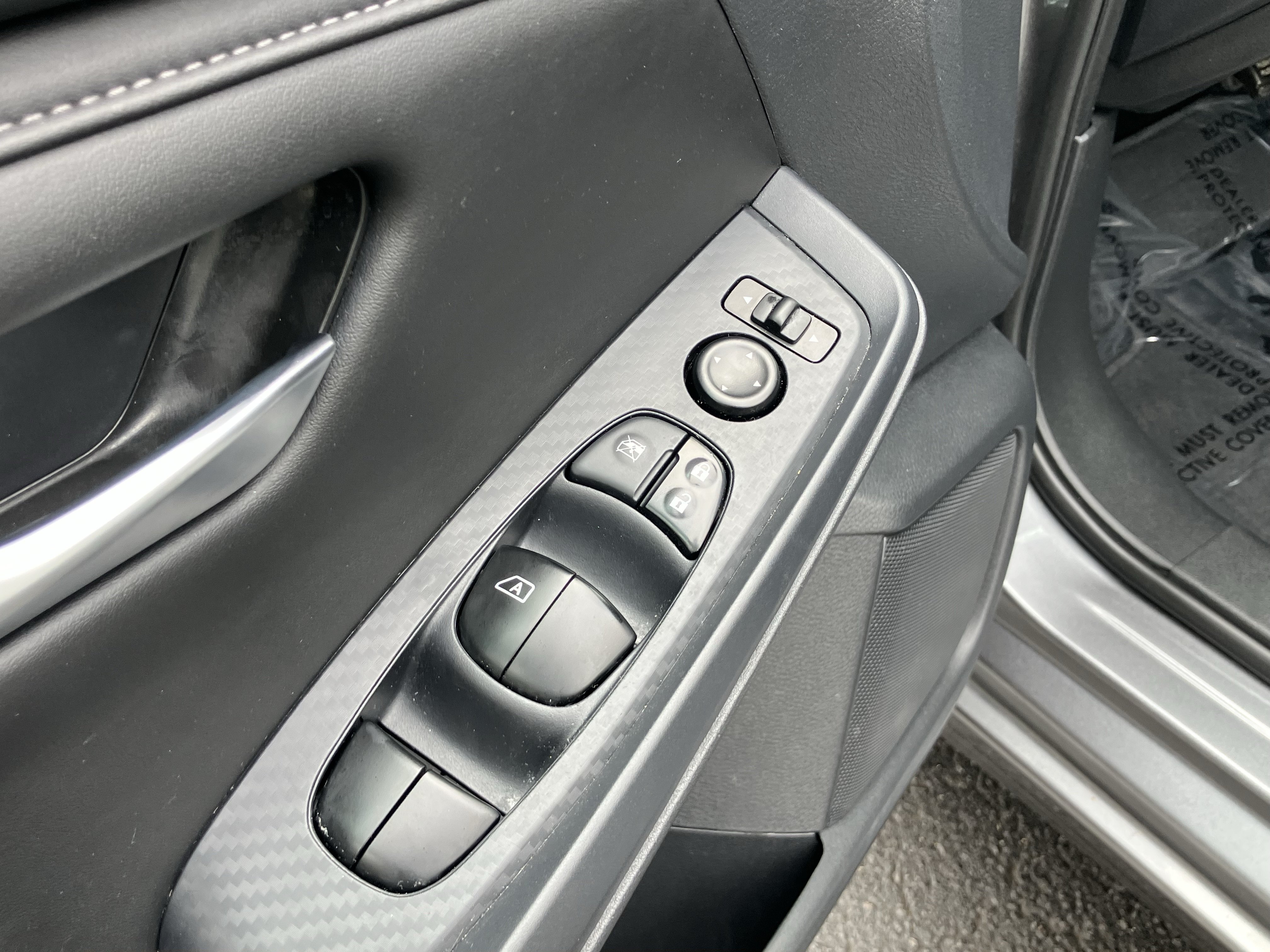 Used 2023 Nissan Sentra SV FWD image 15