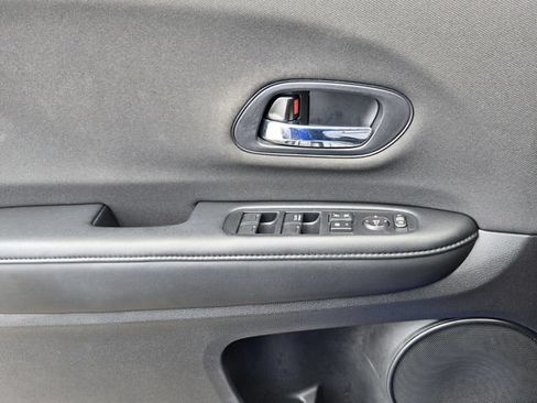 Used 2020 Honda HR-V Sport image 27