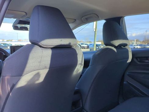 Used 2022 Toyota Corolla LE image 16