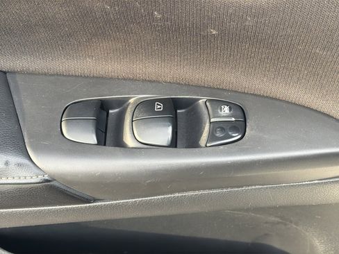 Used 2019 Nissan Sentra SV image 18