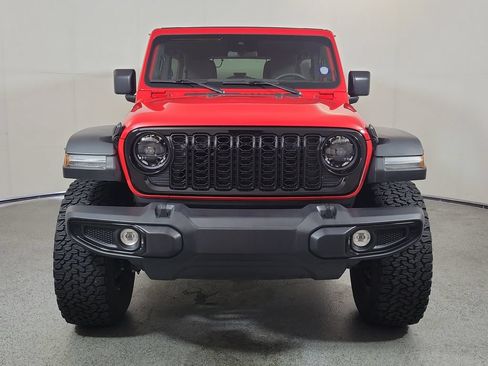 Used 2025 Jeep Wrangler Unlimited Sport AWD/4WD image 2