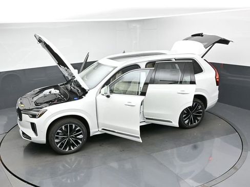 New 2026 Volvo XC90 B6 Ultra w/ Protection Package image 52