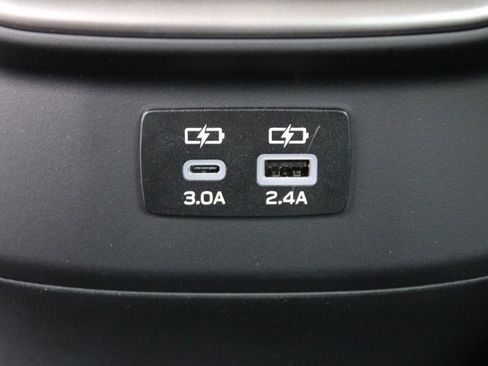 Used 2025 Subaru Legacy Premium image 18