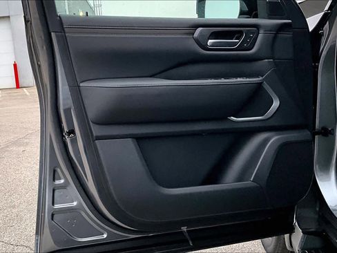 New 2026 Nissan Armada Platinum image 13