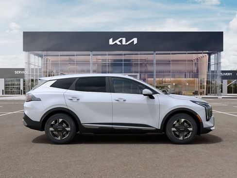 New 2026 Kia Sportage LX FWD image 7