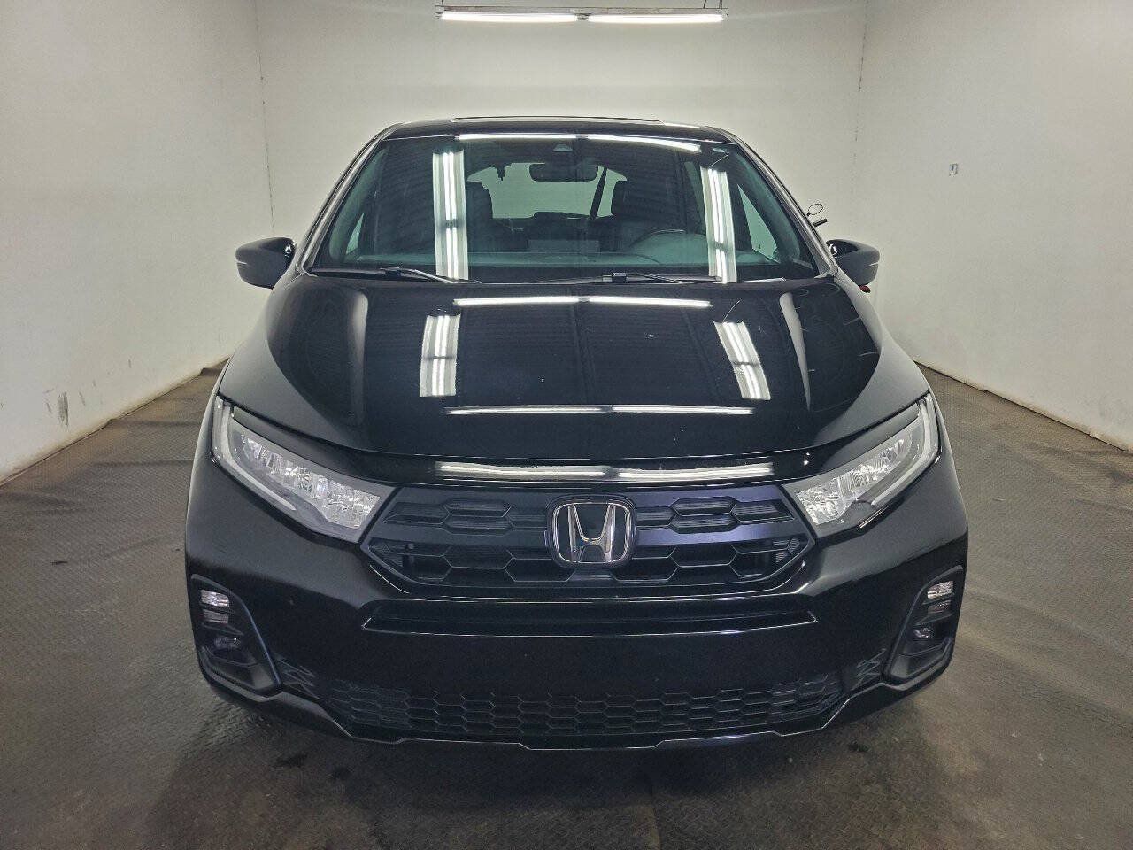 Used 2025 Honda Odyssey Sport-L image 2