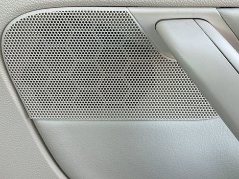 Used 2010 Volkswagen Jetta Limited Edition image 22