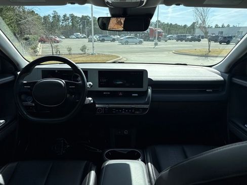 Used 2023 Hyundai Ioniq 5 SEL image 16