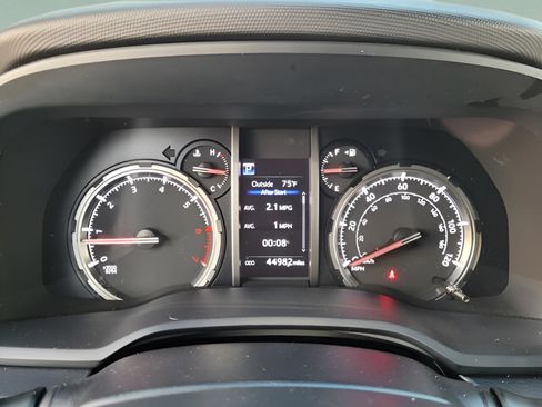 Certified 2023 Toyota 4Runner TRD Off-Road image 18