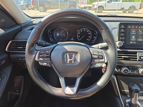 Used 2018 Honda Accord EX-L image 18