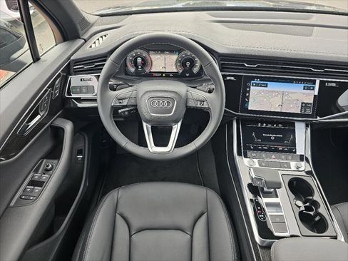 New 2026 Audi Q7 3.0T Premium image 5