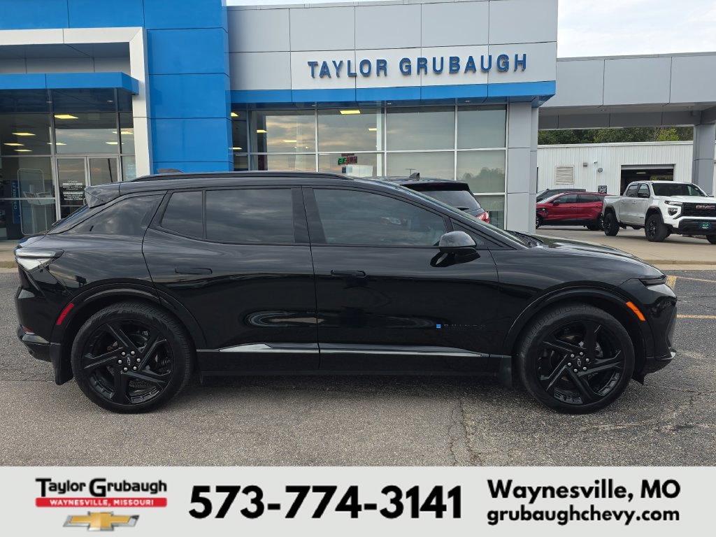 Used 2025 Chevrolet Equinox EV RS w/ Convenience Package II FWD image 1