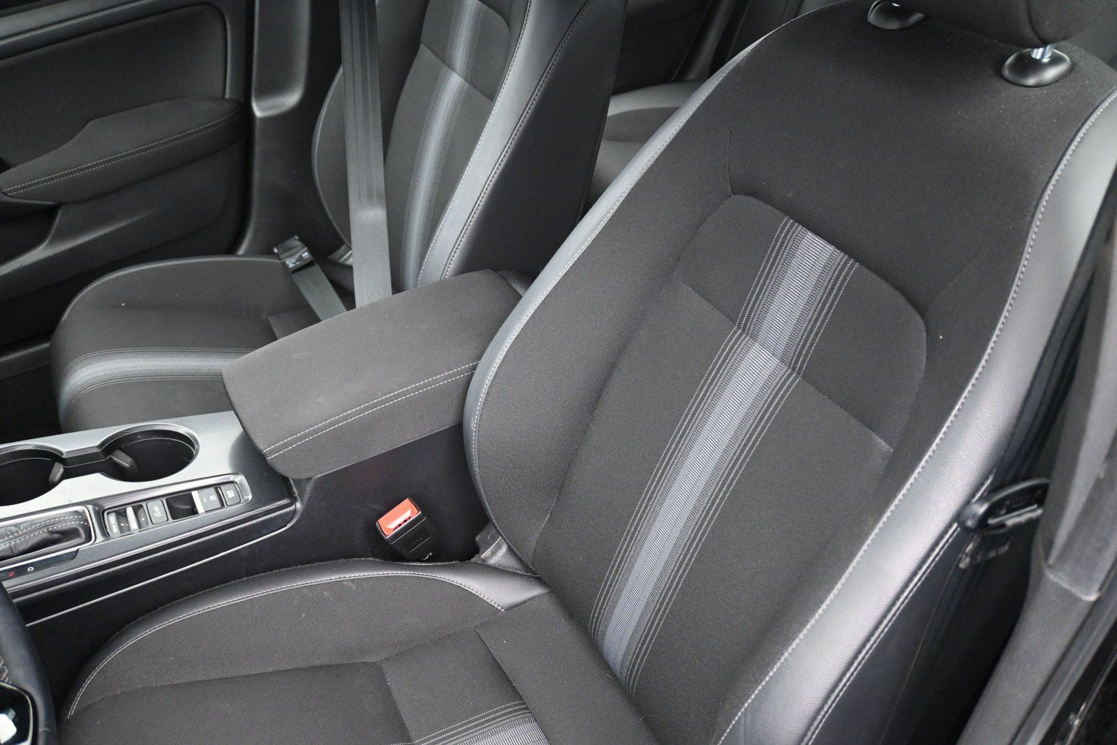 Used 2024 Honda Civic Sport image 36