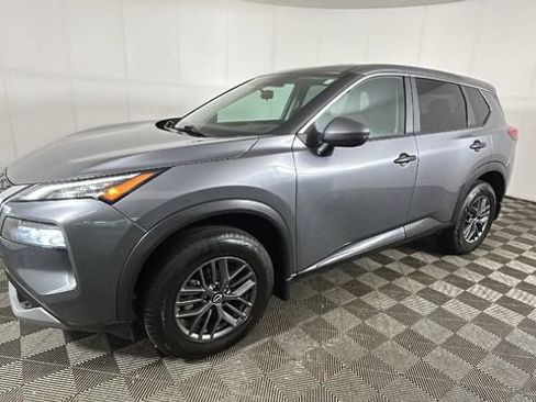 Used 2023 Nissan Rogue FWD image 6