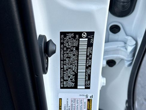 New 2026 Lexus UX 300h AWD image 18