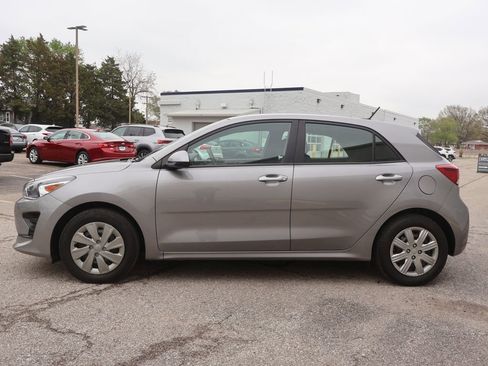 Used 2023 Kia Rio S image 4