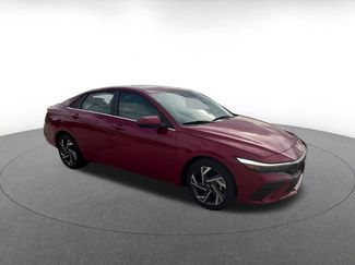 Used 2025 Hyundai Elantra Limited FWD video 2