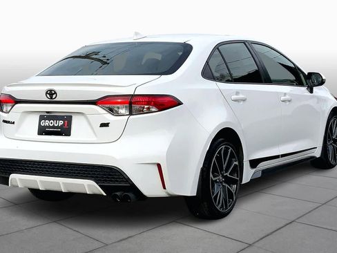 Used 2022 Toyota Corolla SE image 12