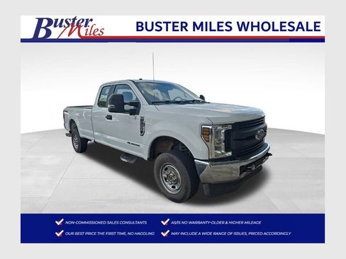 Used 2018 Ford F250 XL w/ Power Equipment Group AWD/4WD image 1