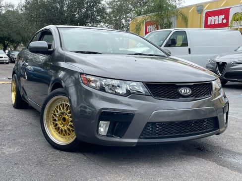 Used 2013 Kia Forte Koup EX w/ Tech Pkg image 2