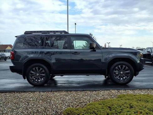 Used 2024 Toyota Land Cruiser w/ Premium Package image 7