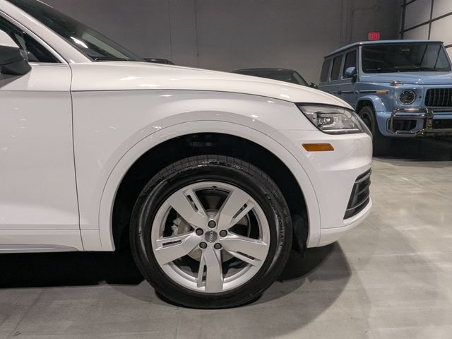 Used 2019 Audi Q5 2.0T Premium w/ Convenience Package AWD/4WD image 12