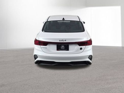 Used 2024 Kia Forte LXS w/ LXS Technology Package FWD image 39