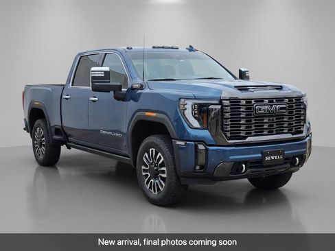 Used 2024 GMC Sierra 2500 Denali Ultimate AWD/4WD image 2
