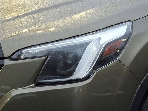 Used 2022 Subaru Forester Touring w/ Popular Package #2 image 9