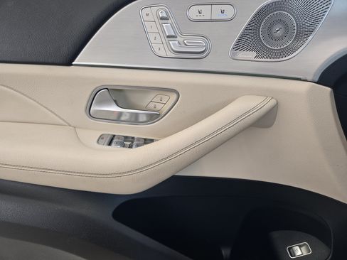 Used 2021 Mercedes-Benz GLE 350 4MATIC image 18