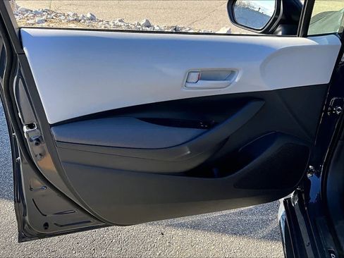 New 2026 Toyota Corolla LE FWD image 10