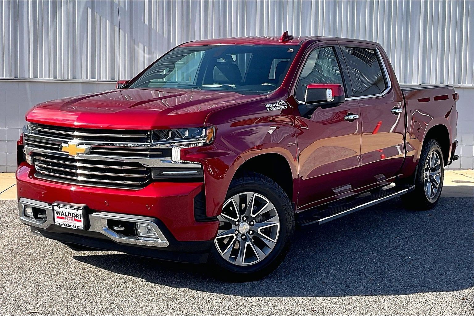 Used 2021 Chevrolet Silverado 1500 High Country w/ Z71 Off-Road Package AWD/4WD image 2