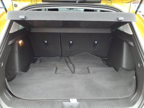 Certified 2024 Chevrolet Trax ACTIV w/ Driver Confidence Package image 14