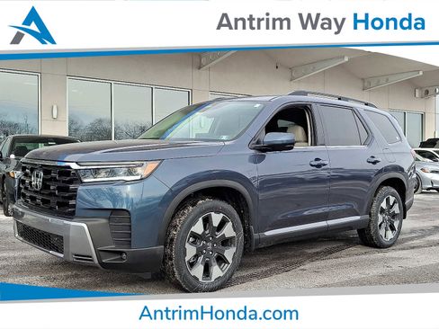 New 2026 Honda Pilot Touring image 1