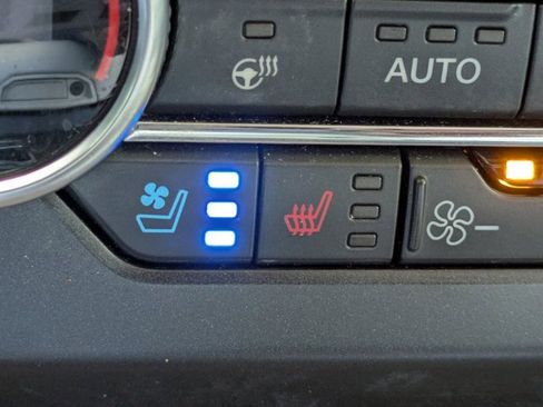 Certified 2021 Ford Expedition Max Platinum image 33