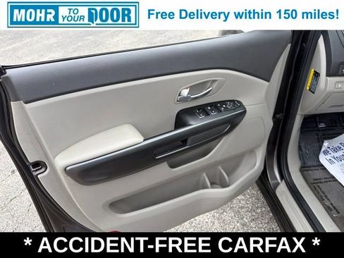 Used 2018 Kia Sedona LX FWD image 12