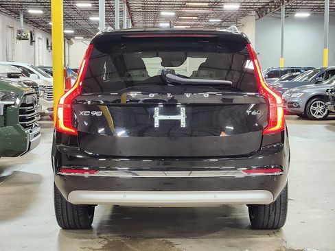 Used 2022 Volvo XC90 T6 Inscription w/ Advanced Package image 11