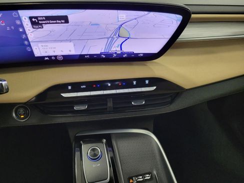 New 2026 Buick Enclave Preferred w/ Super Cruise Package image 7