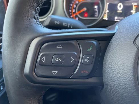 Used 2021 Jeep Gladiator Willys image 18