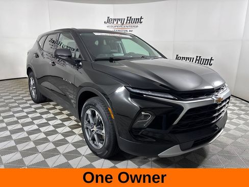 Used 2025 Chevrolet Blazer LT AWD/4WD image 4