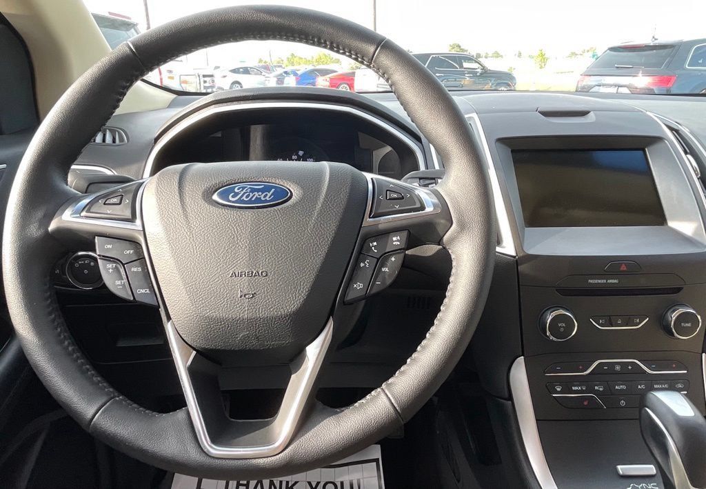 Used 2017 Ford Edge SEL w/ Equipment Group 201A FWD image 16