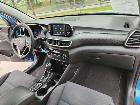 Used 2020 Hyundai Tucson SE image 29