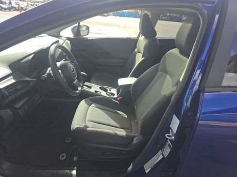 Used 2024 Subaru Crosstrek 2.0i Premium image 8