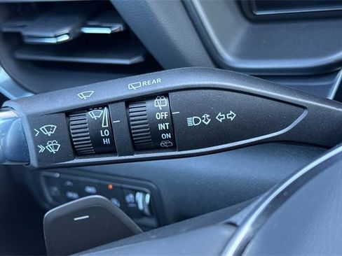 Used 2026 GMC Terrain AT4 w/ Convenience Package III image 38