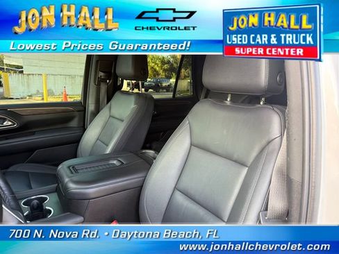 Used 2024 Chevrolet Tahoe Z71 w/ Luxury Package AWD/4WD image 19