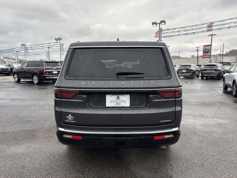 Used 2022 Jeep Wagoneer Series III image 8