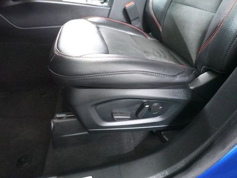 Used 2023 Ford Explorer ST-Line image 11