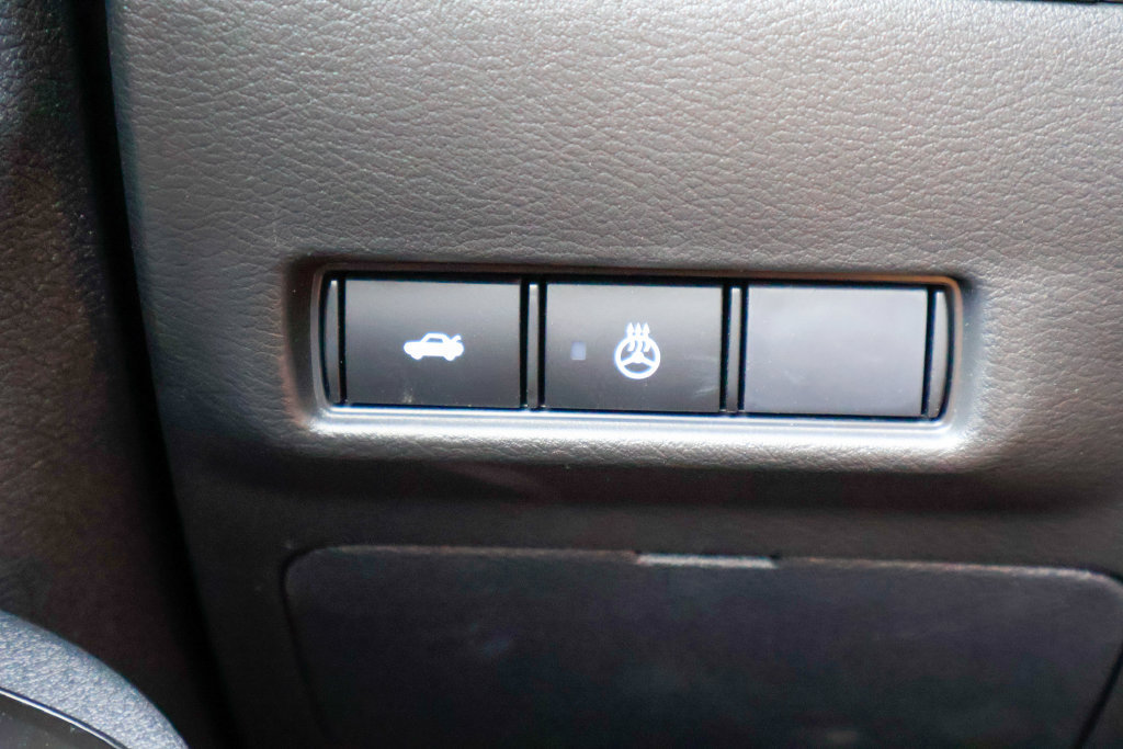 New 2027 Nissan Sentra SR w/ SR All Weather Package FWD image 15