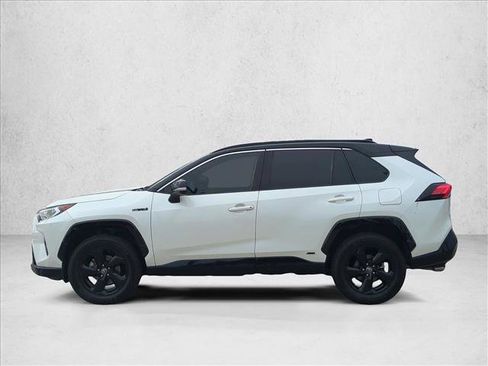 Used 2021 Toyota RAV4 XSE image 9