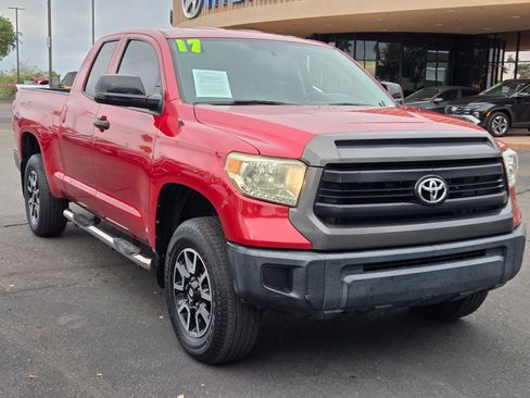 Used 2017 Toyota Tundra SR image 3